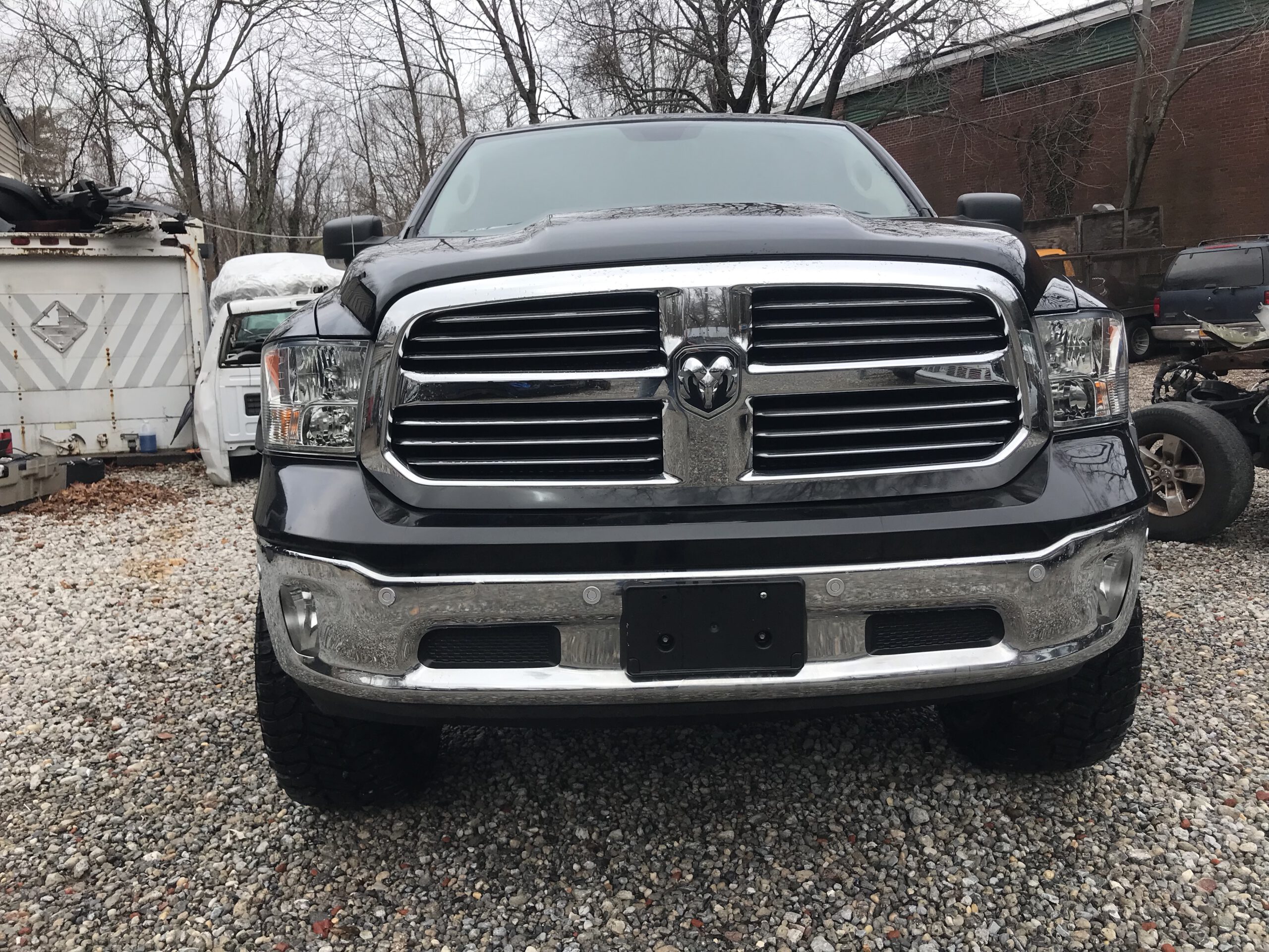 2019 Ram 1500 4 dr, Crew Cab, 4×4, Hemi, No body damage, lifted with 35″ tires and Fuel rims $29,999 full